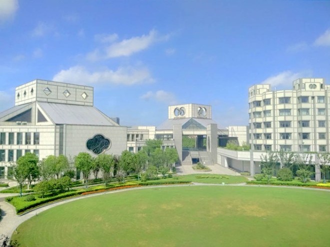 常熟世界联合学院图书馆照明设计方案