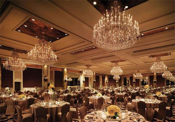 酒店宴会厅经典欧式水晶吊灯定制安装 厂家设计