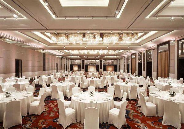 大型酒店宴会厅优质多层水晶灯厂家定制 一站式设计安装